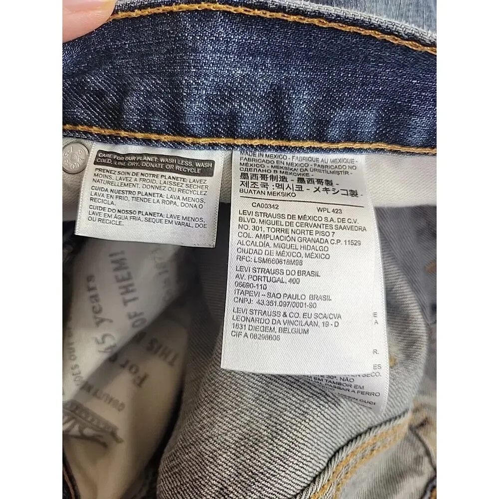 Levis levi blue